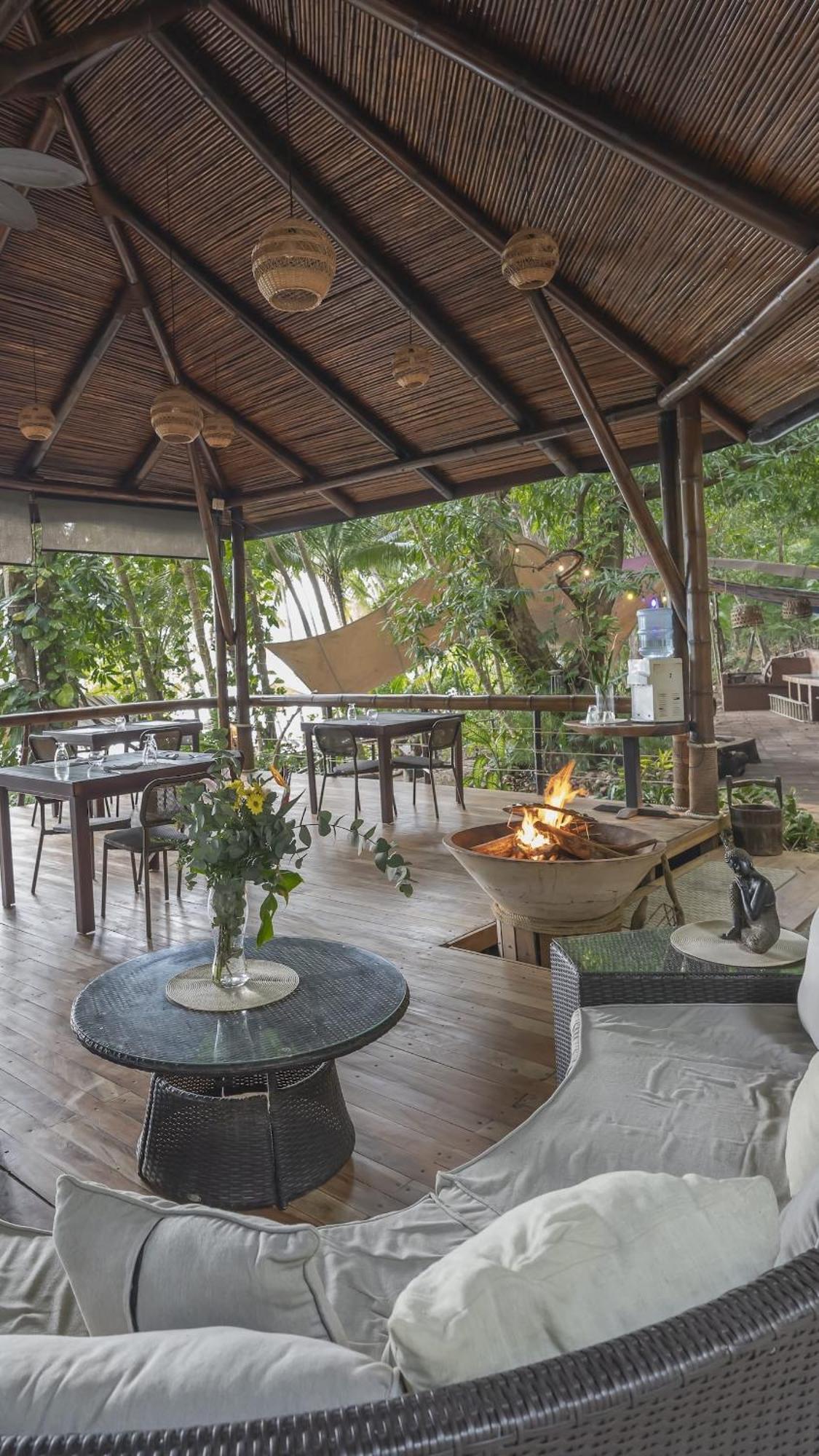 Los Vivos Beachfront Experience Pochote Eksteriør billede